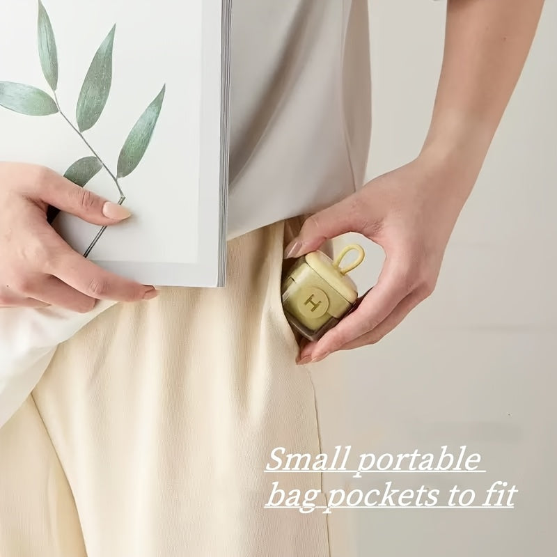 1pc Portable Square Washable Lint Remover - Manual Clothes Hair and Dust Cleaner, Strong Adhesion, Plastic Handle, No Electricity Needed, Ideal for Home and Travel, Travel Laundry Helper | Modern Cleaner | Durable Plastic Handl